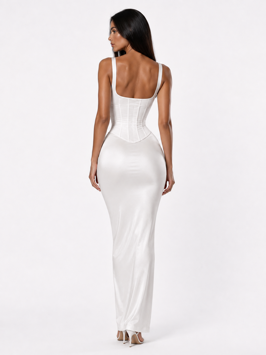 Evangeline Dress — Kae Paris, detalle